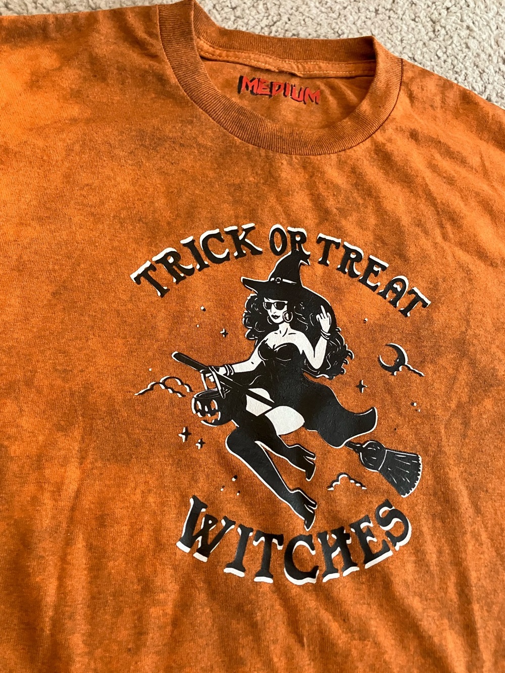 Trick Or Treat Witches Halloween Women’s Burnt Orange Autumn Black Fade Tee NWT